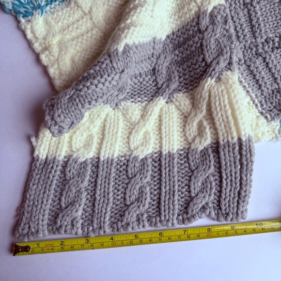 Aeropostale Blue Green Turquoise
Aqua Gray White Scarf - Picture 4 of 4